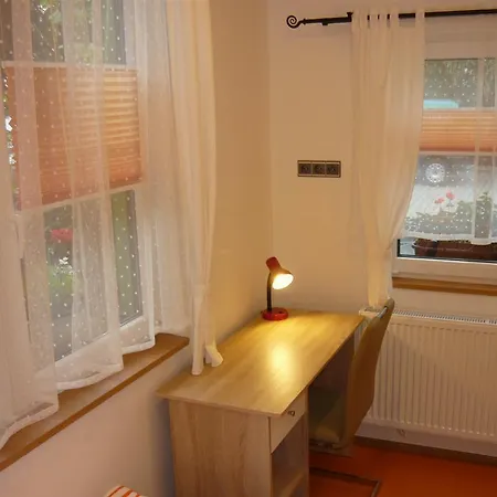 Gasthof - Lena Hradec Králové