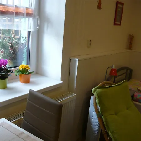 - Lena 3* Hradec Králové