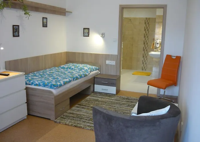 - Lena Maison d'hôtes 3*